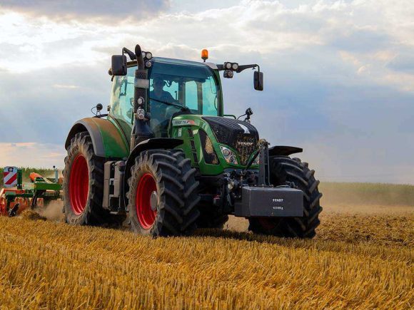 Rent vs. Buy: What’s Best When It Comes to Farm Equipment?